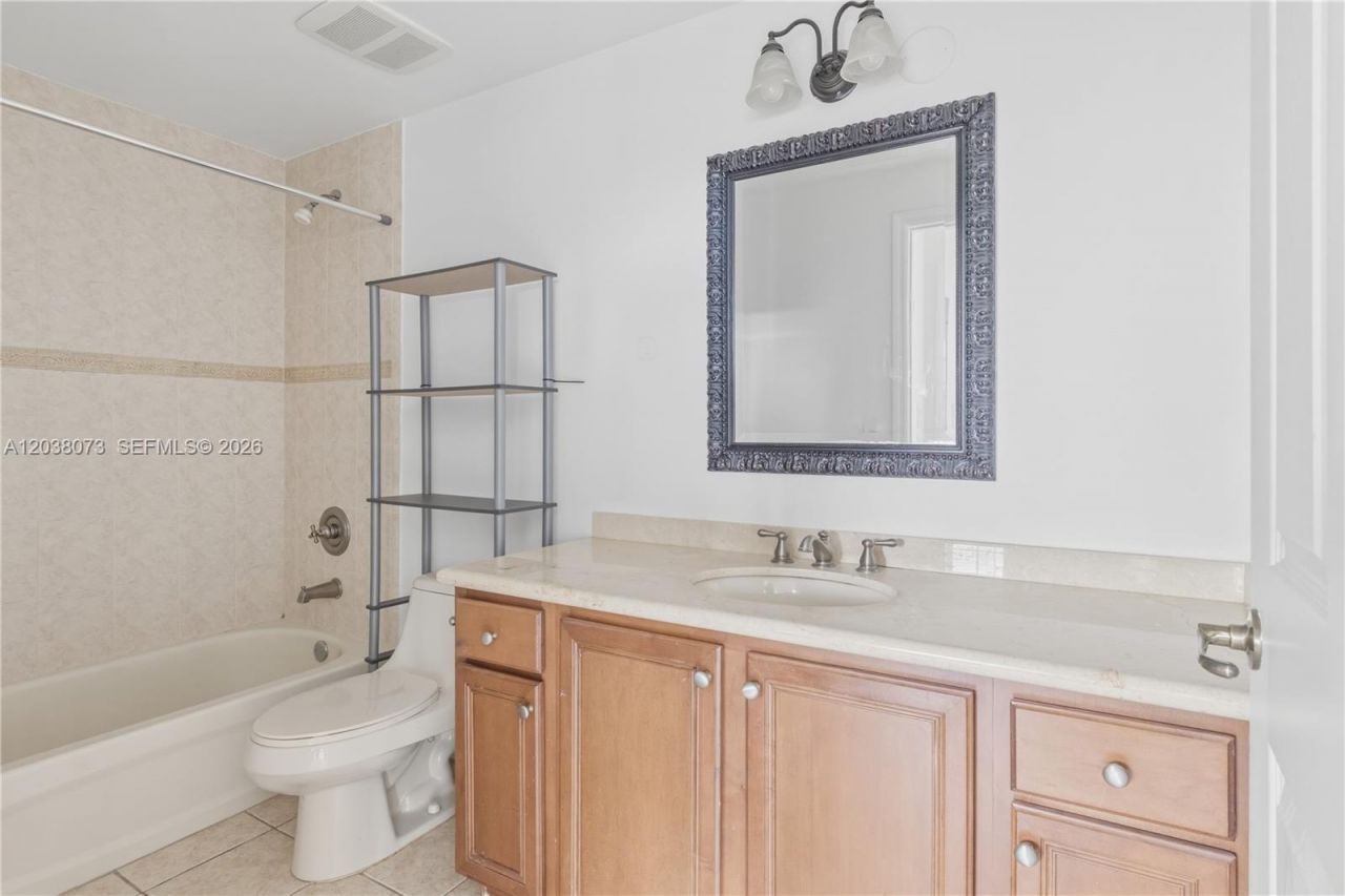 5271 SW 8th St , Unit 304, Miami, FL 33134 Photo