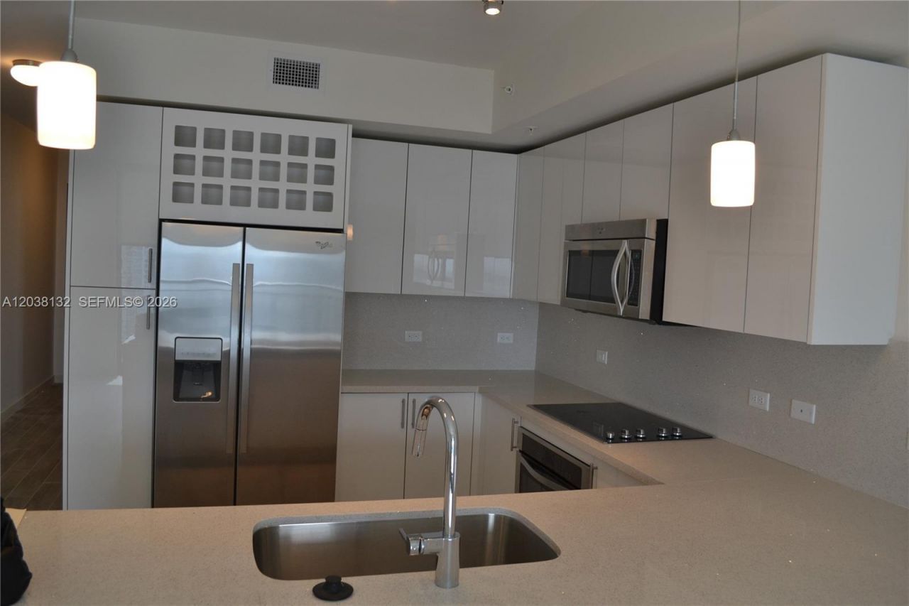 999 SW 1st Ave , Unit 3202, Miami, FL 33130 Photo