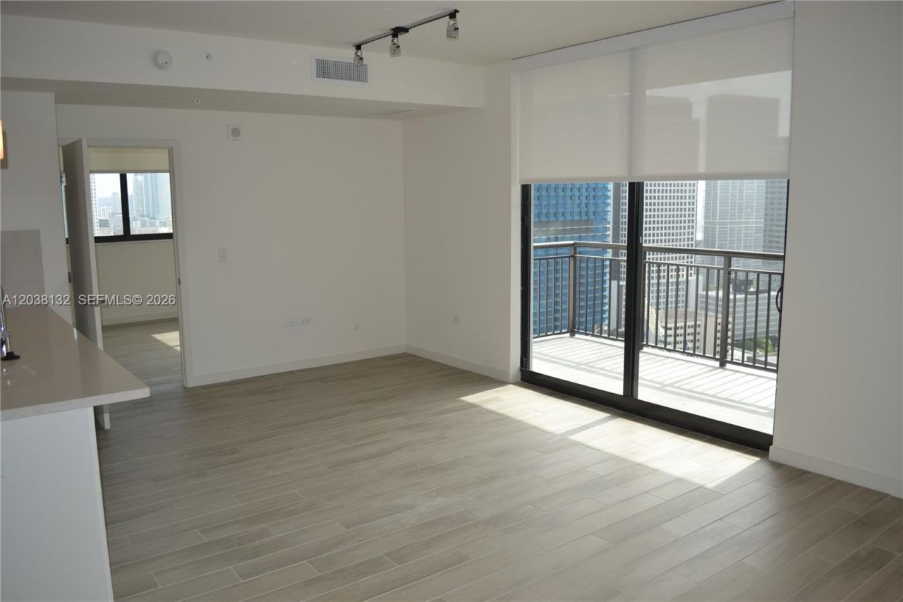 999 SW 1st Ave , Unit 3202, Miami, FL 33130 Photo
