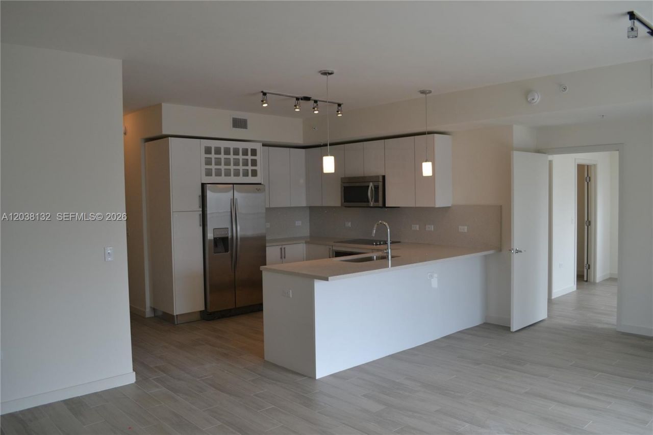 999 SW 1st Ave , Unit 3202, Miami, FL 33130 Photo