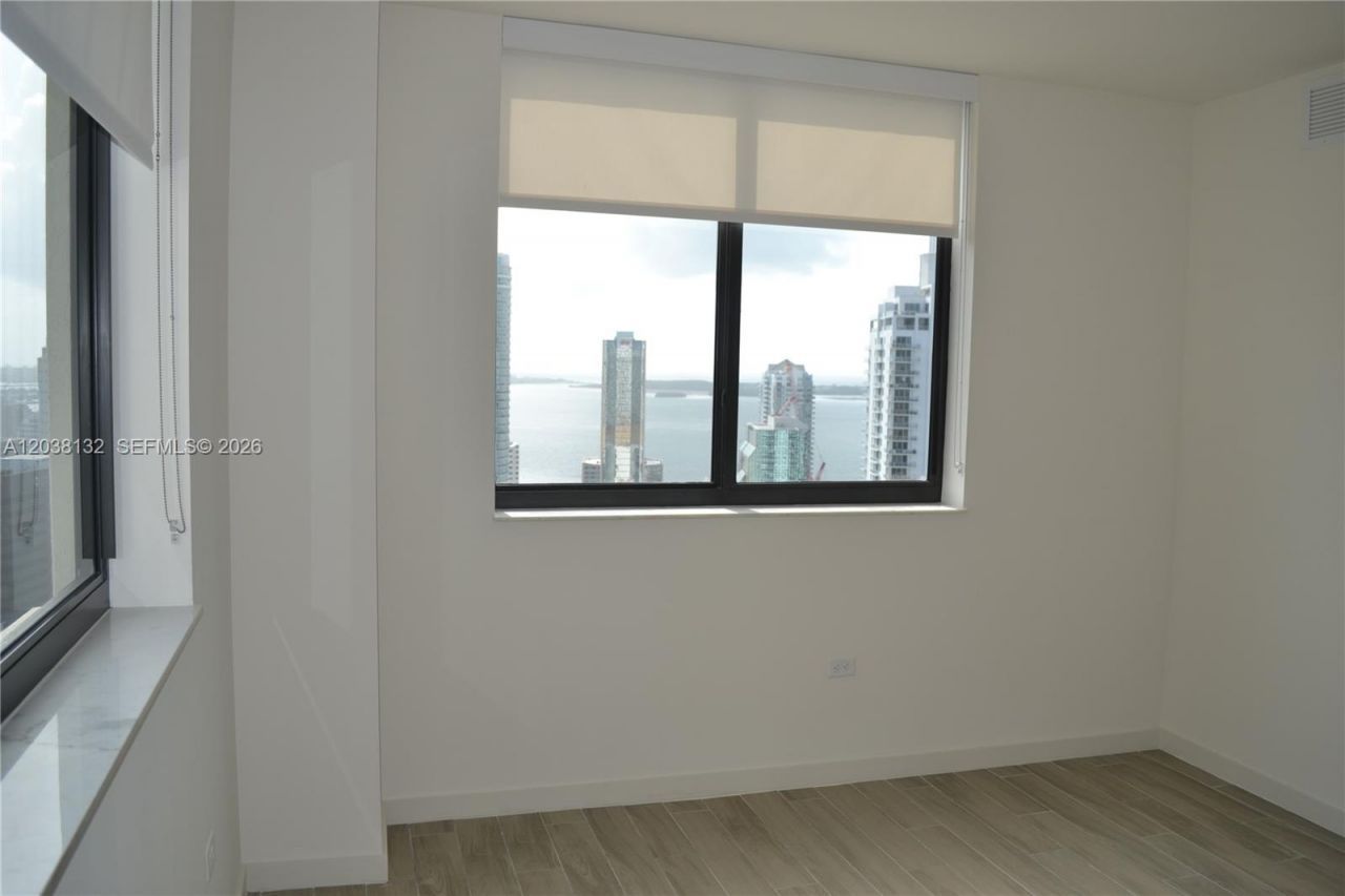 999 SW 1st Ave , Unit 3202, Miami, FL 33130 Photo