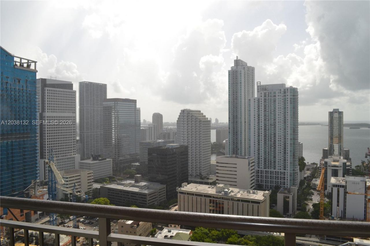 999 SW 1st Ave , Unit 3202, Miami, FL 33130 Photo