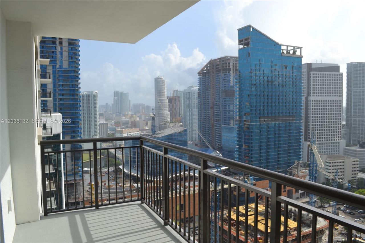 999 SW 1st Ave , Unit 3202, Miami, FL 33130 Photo