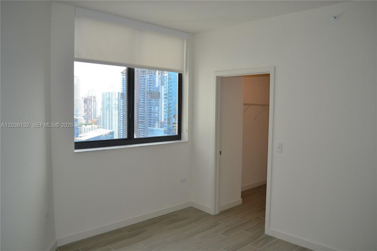 999 SW 1st Ave , Unit 3202, Miami, FL 33130 Photo
