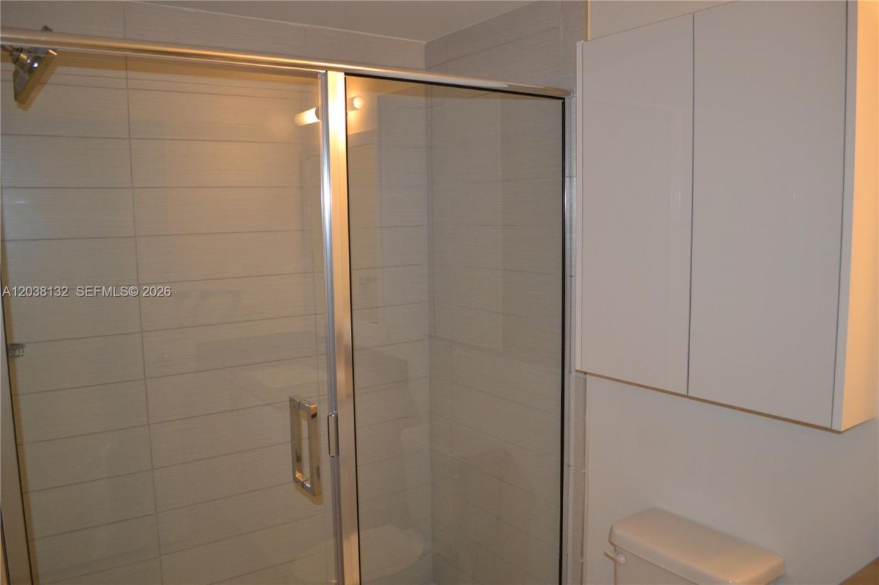 999 SW 1st Ave, Unit 3202, Miami, FL 33130 Photo