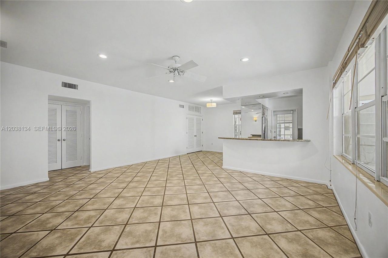 1751 Washington Ave , Unit 1F, Miami Beach, FL 33139 Photo