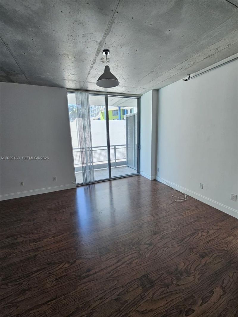 690 SW 1st Ct, Unit 1130, Miami, FL 33130 Photo