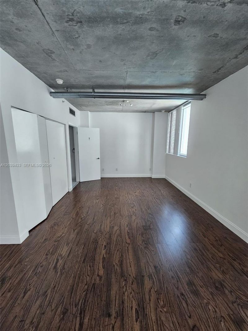 690 SW 1st Ct, Unit 1130, Miami, FL 33130 Photo