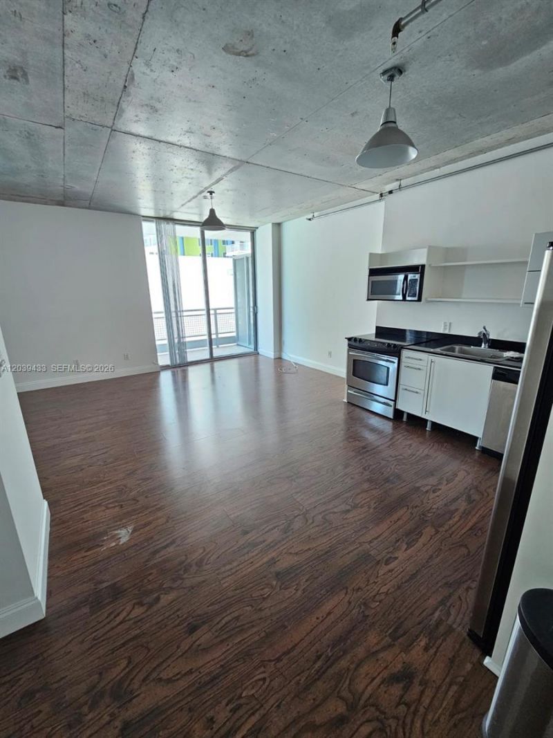 690 SW 1st Ct, Unit 1130, Miami, FL 33130 Photo