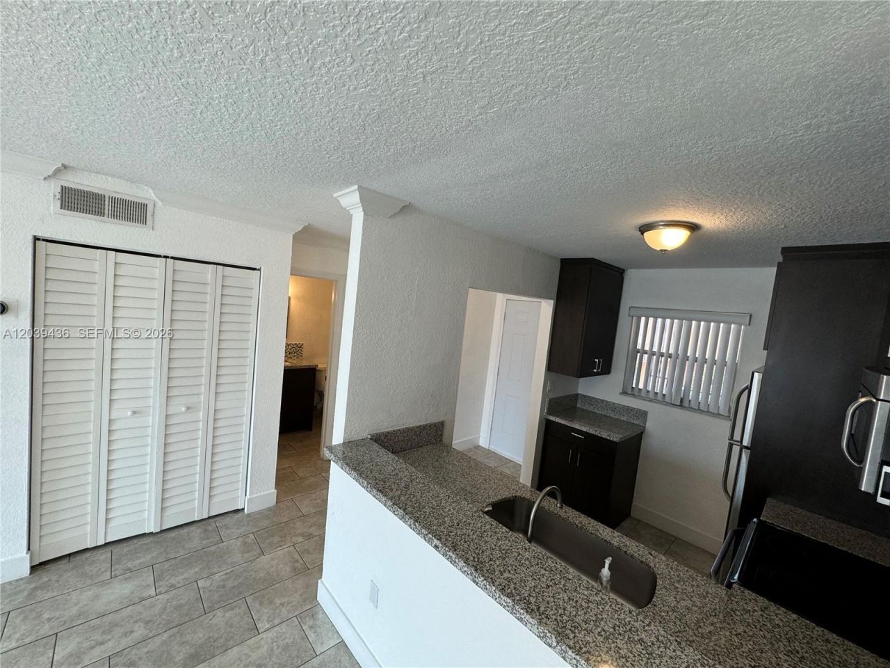 365 NE 125th St, Unit 402, North Miami, FL 33161 Photo