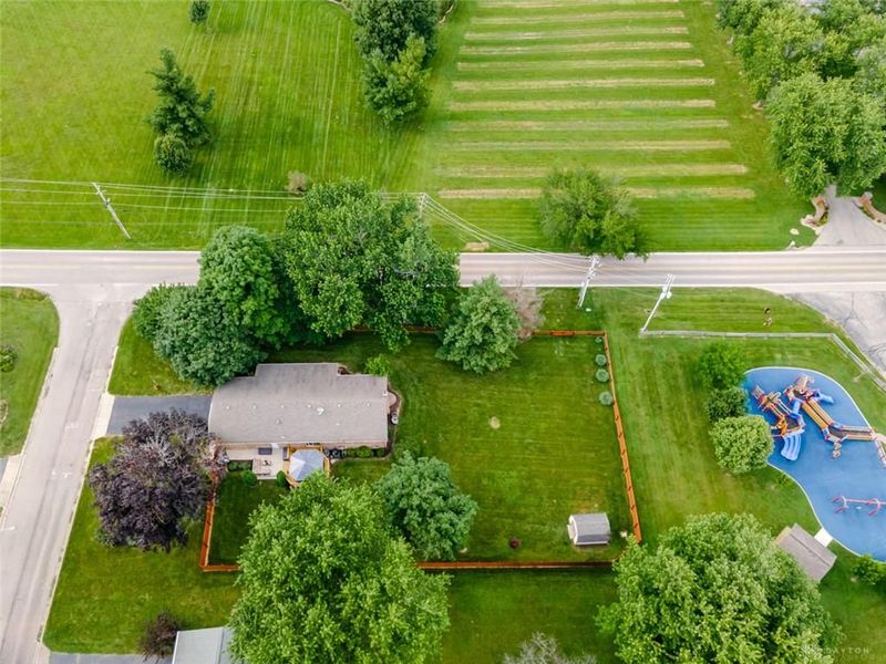 2593 Lantz Road, Beavercreek, OH 45434 Photo 2