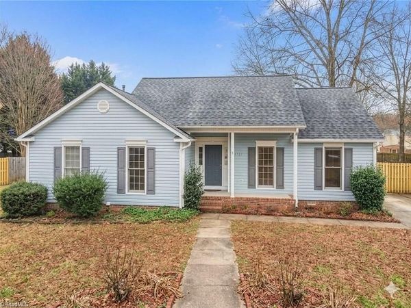 6721 River Hills Drive , Greensboro, NC 27410