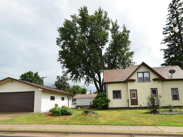 501 1st Avenue SE, Pine Island, MN 55963