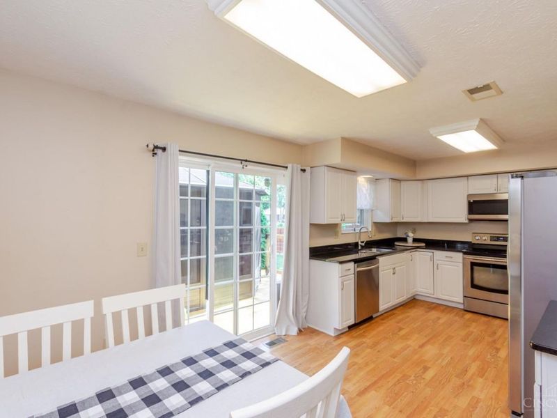 2593 Lantz Road, Beavercreek, OH 45343 Photo 10