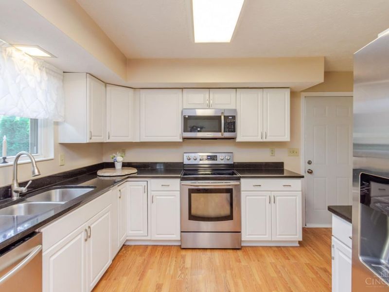 2593 Lantz Road, Beavercreek, OH 45343 Photo 12