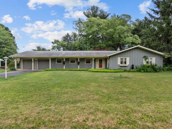 1005 Sassafras Lane, Niles, MI 49120