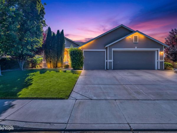 7916 Del Fuego Drive, Sparks, NV 89436