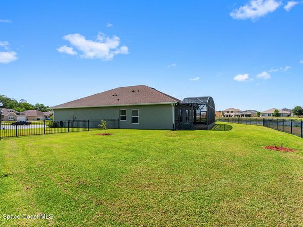 4851 Pearl Lake Court , Kissimmee, FL 34758