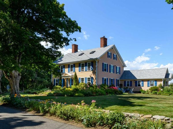 45 Stumpfield Road, Kensington, NH 03833