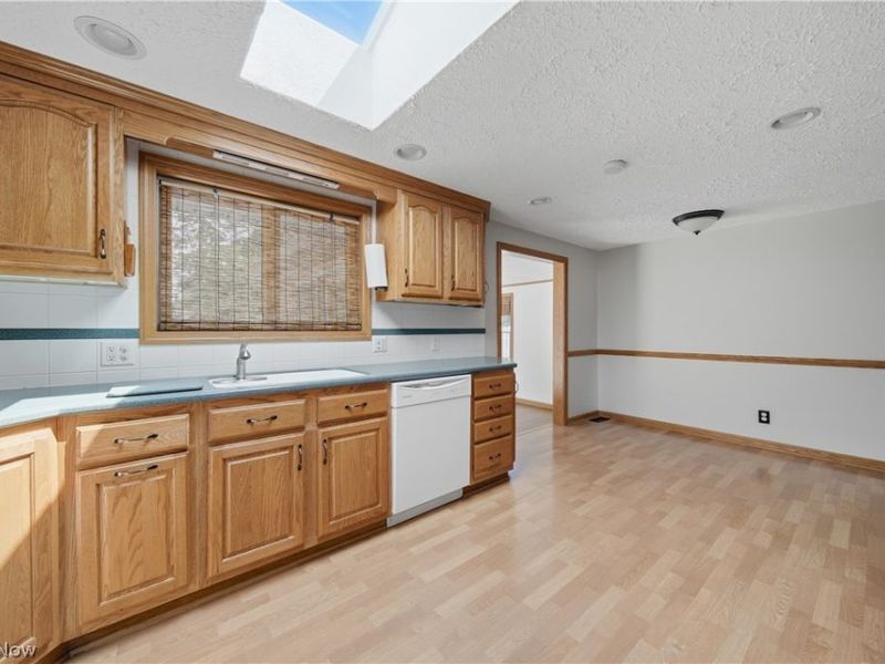 5155 Oakvale Street SW, Canton, OH 44706 Photo 11
