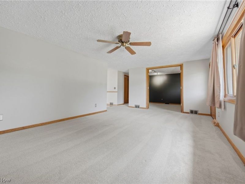5155 Oakvale Street SW, Canton, OH 44706 Photo 5