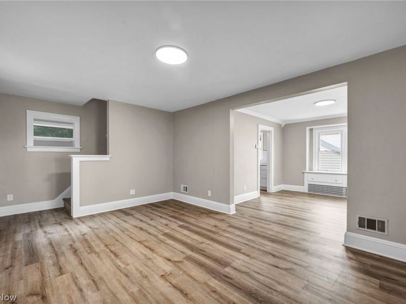 825 Dan Street, Akron, OH 44310 Photo 11