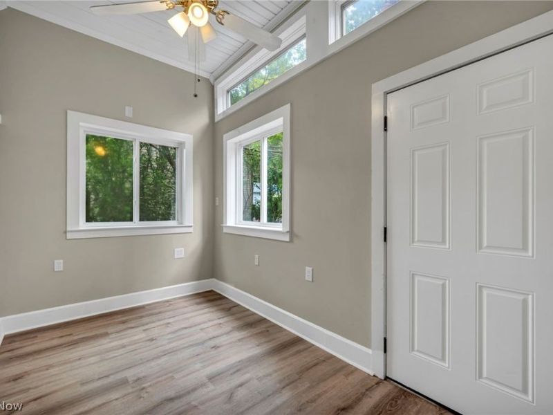 825 Dan Street, Akron, OH 44310 Photo 32