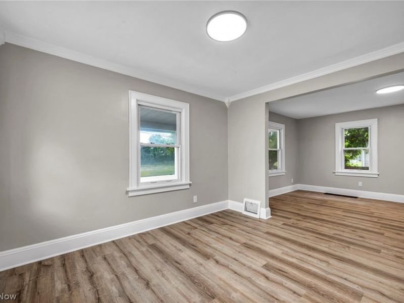 825 Dan Street, Akron, OH 44310 Photo 7