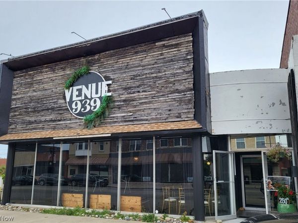 939 Broadway , Lorain, OH 44052