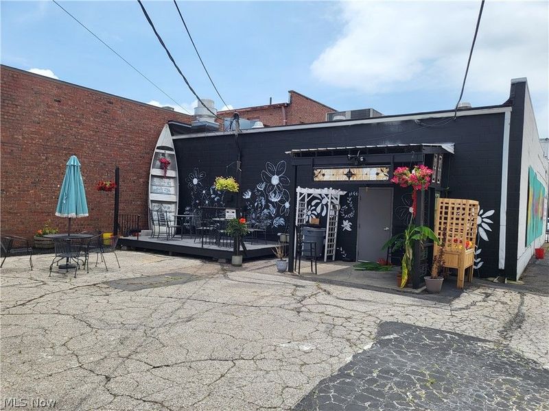 939 Broadway, Lorain, OH 44052 Photo 4