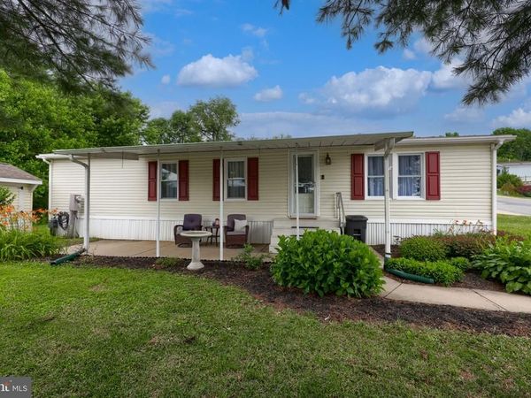 671 LILAC DRIVE , NEW PROVIDENCE, PA 17560