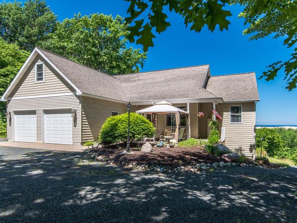 8562 W Woodridge Drive, Mears, MI 49436