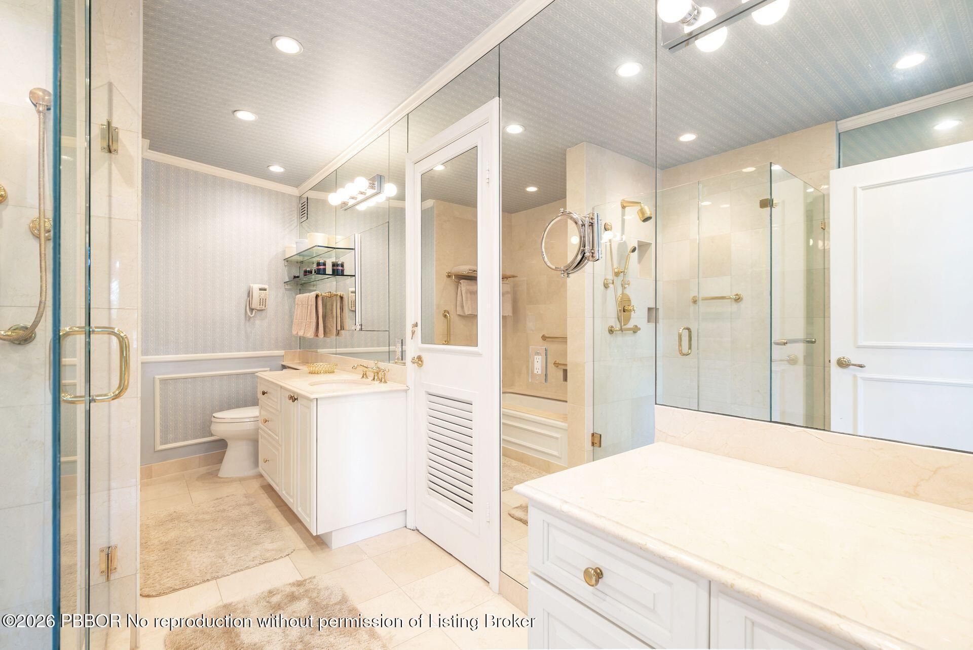 44 Cocoanut Row, Unit 227 B, Palm Beach, FL 33480 Photo