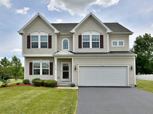 819 GLACIAL FALLS Drive , Gilberts, IL 60136