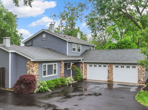 Main Photo