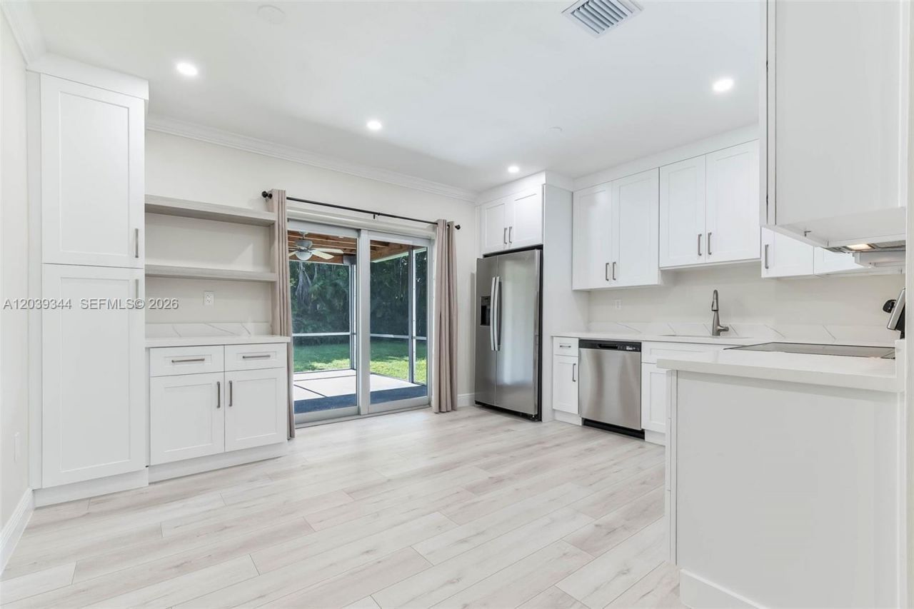 11527 SW 81st Rd , Unit 11527, Pinecrest, FL 33156 Photo