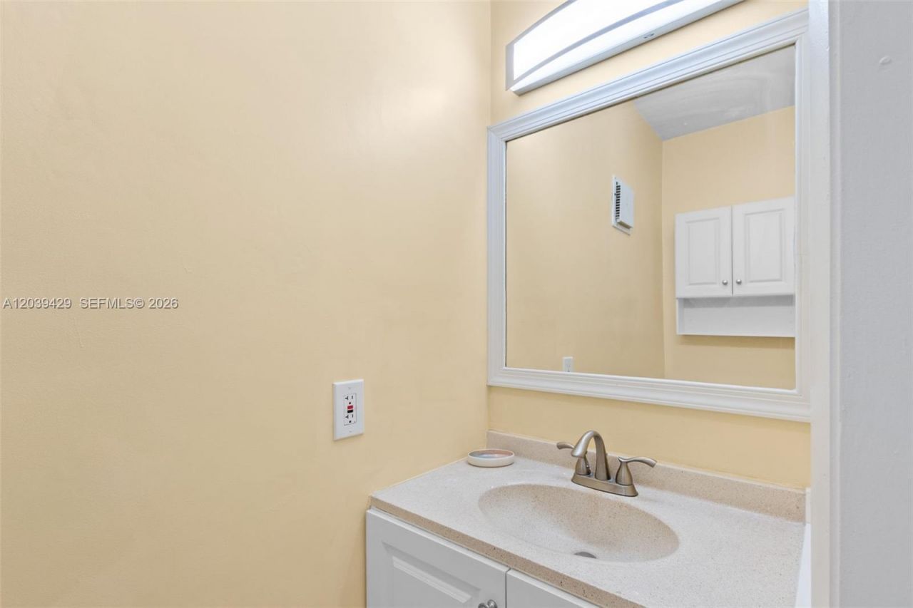 1774 SW 81st Ln, Unit 1, Davie, FL 33324 Photo