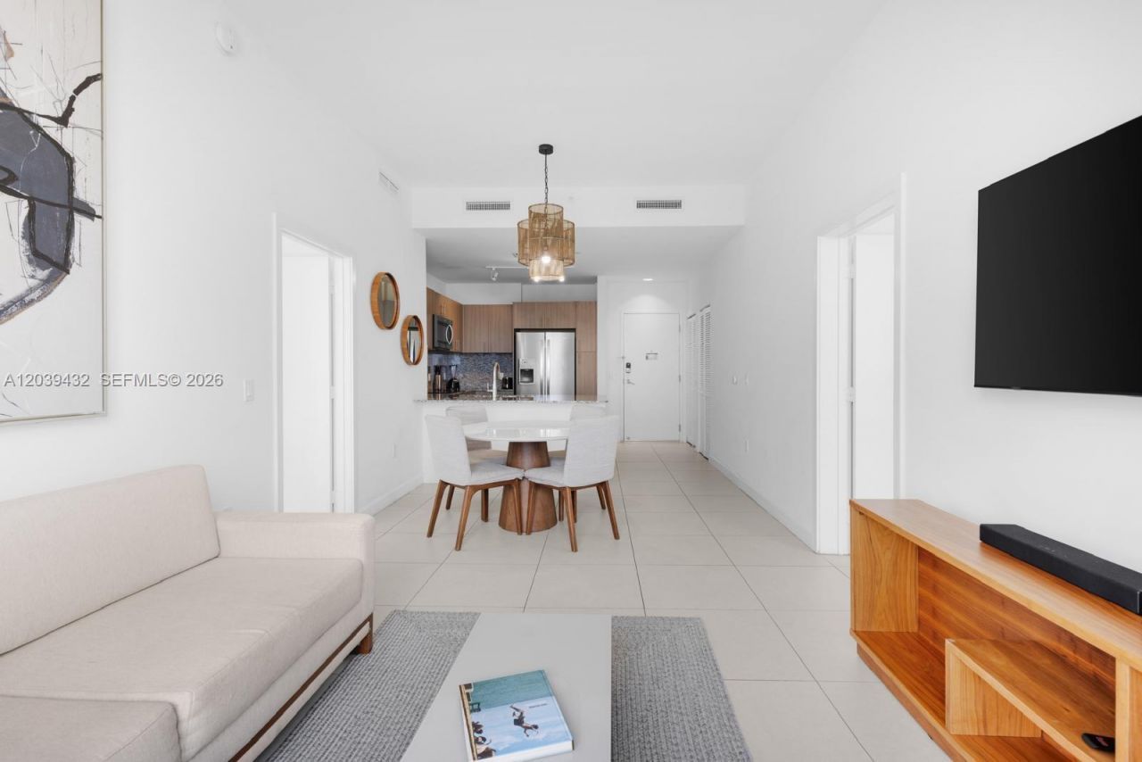 5350 NW 84th Ave, Unit 2007, Doral, FL 33166 Photo