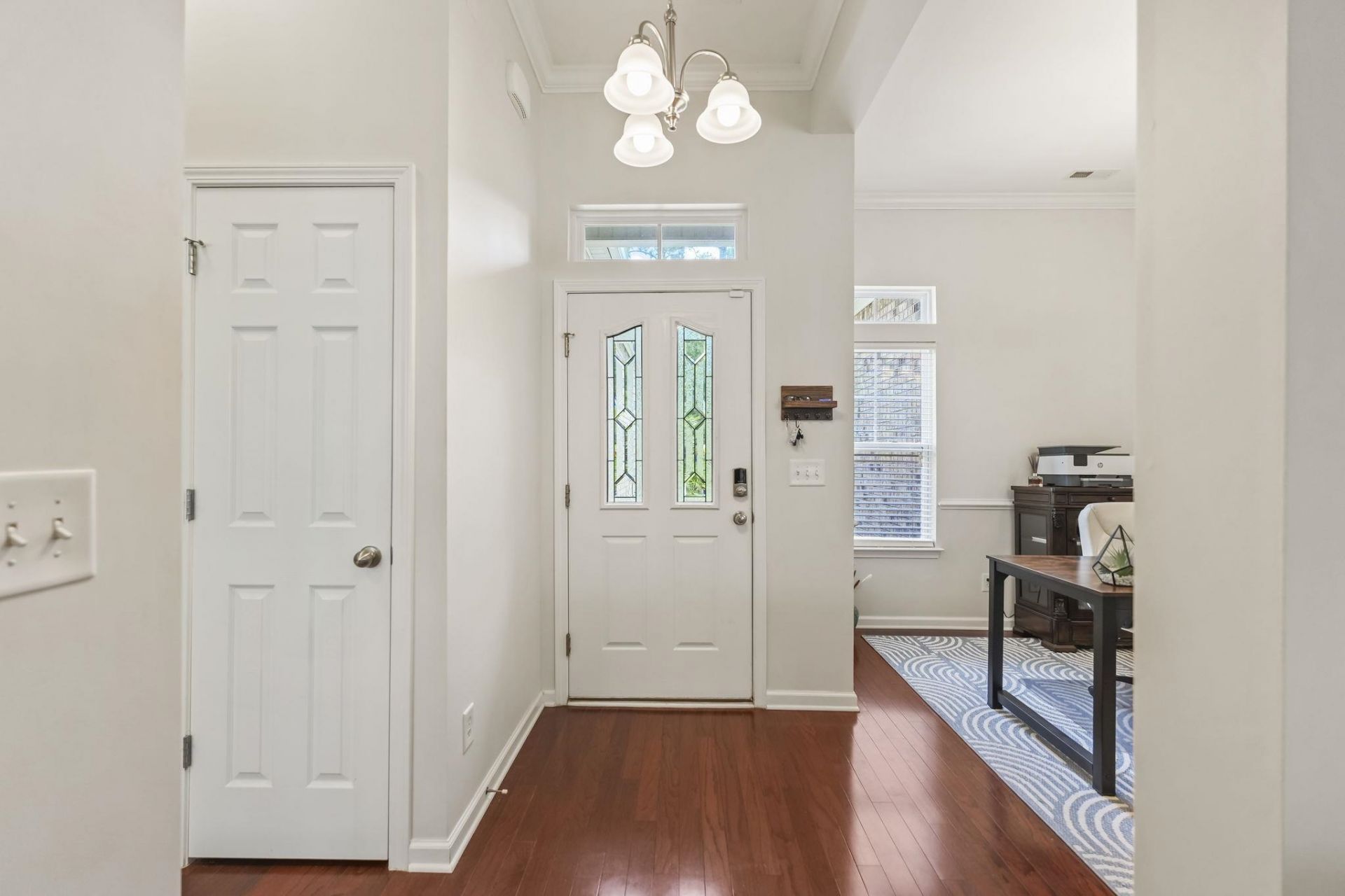 327 Trestle Way Photo 12