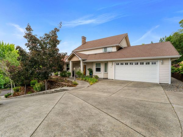 2226 SE Linden Lane, Grants Pass, OR 97527