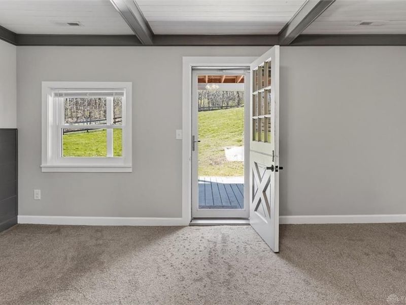 8225 W Prospect Road, Hillsboro, OH 45133 Photo 3