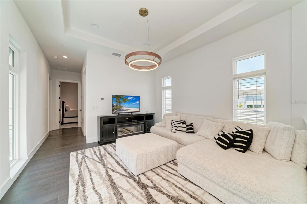 5935 Cat Claw Lane, Bradenton, FL 34210 Photo