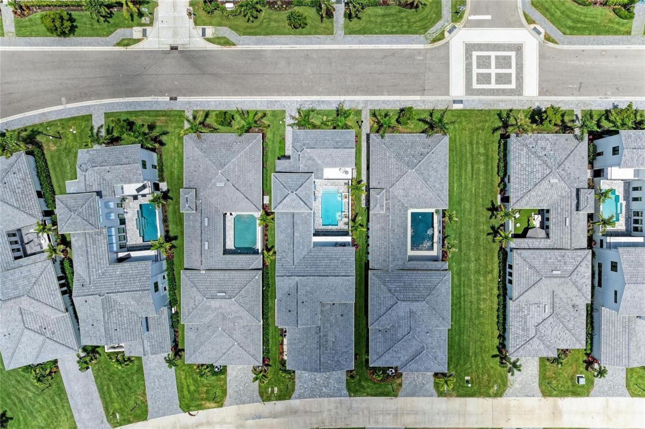 5935 Cat Claw Lane, Bradenton, FL 34210 Photo