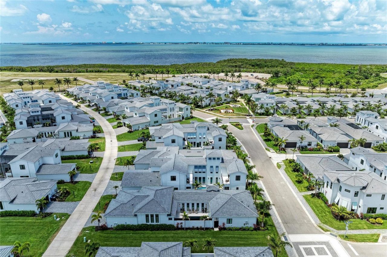 5935 Cat Claw Lane, Bradenton, FL 34210 Photo