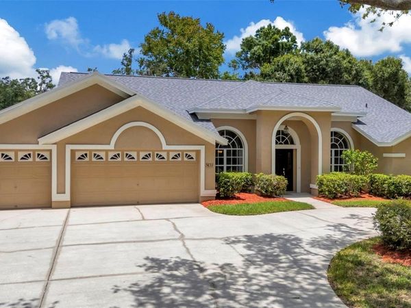 5633 GLENCREST BOULEVARD , TAMPA, FL 33625