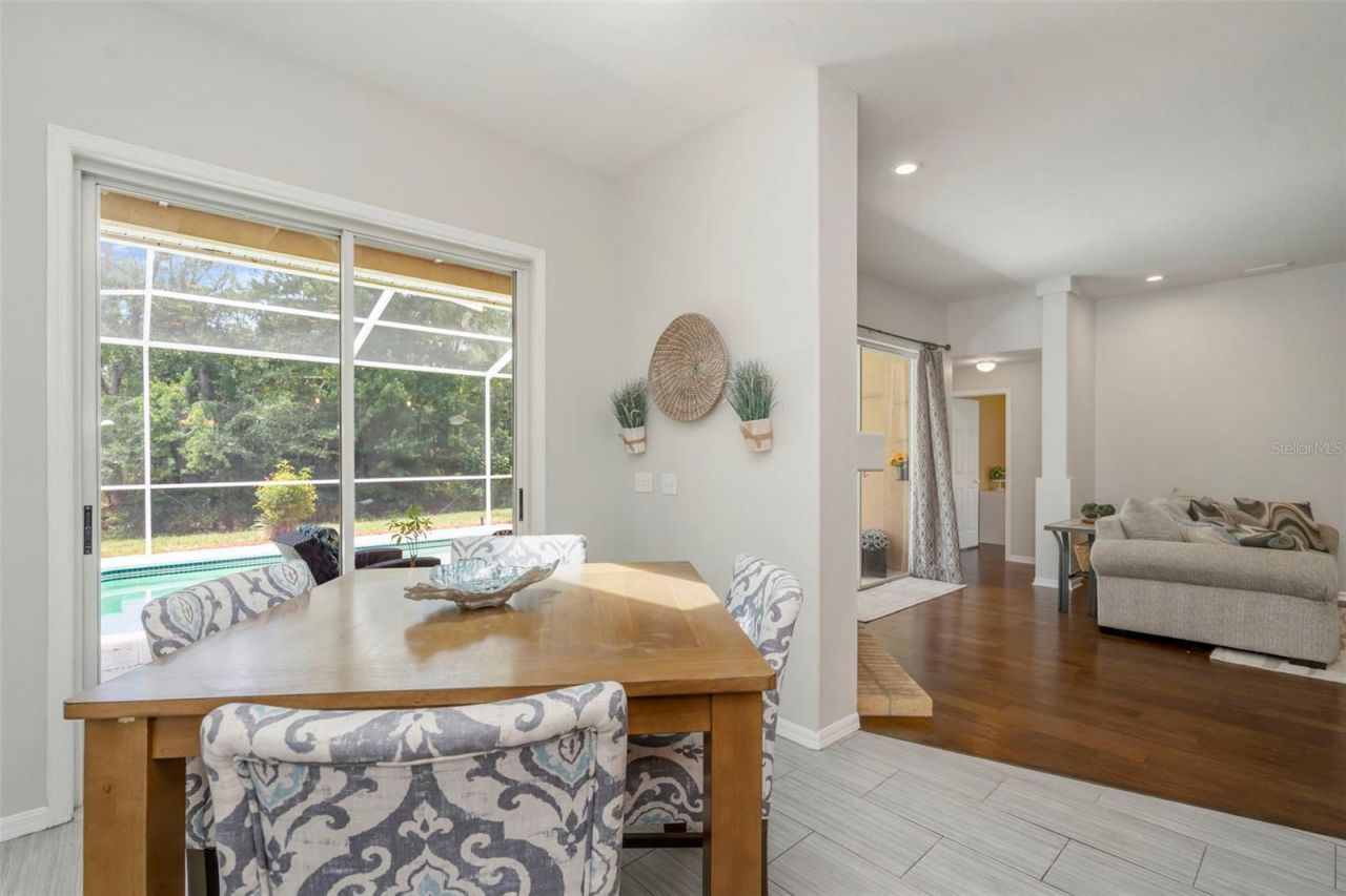 5633 Glencrest Boulevard, Tampa, FL 33625 Photo