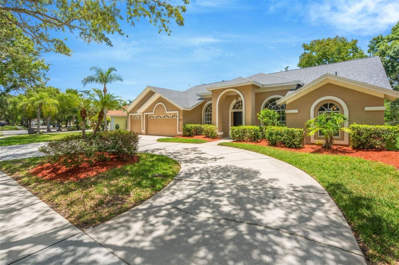 5633 Glencrest Boulevard, Tampa, FL 33625 Photo