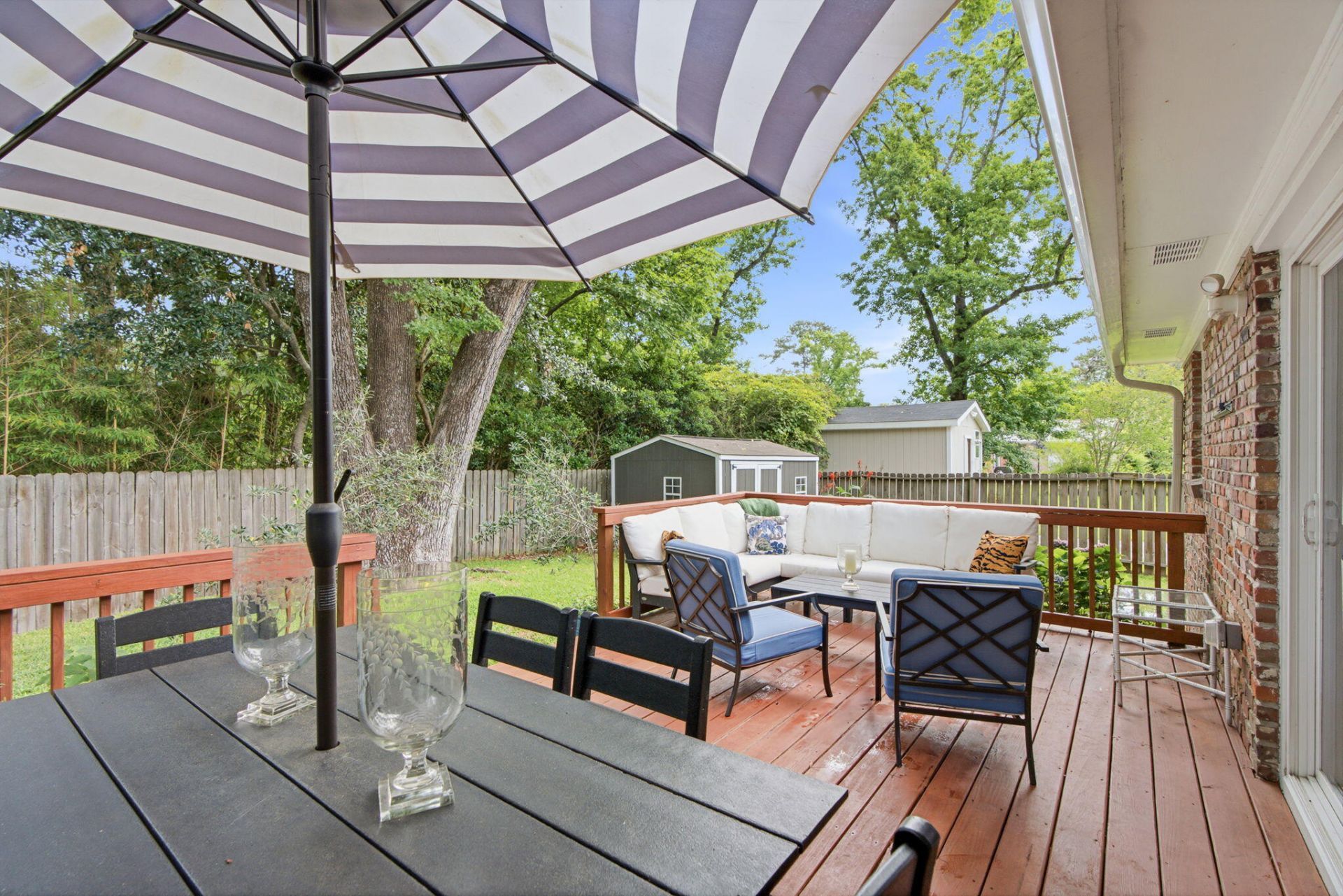 1376 Fairfield Avenue Photo 34