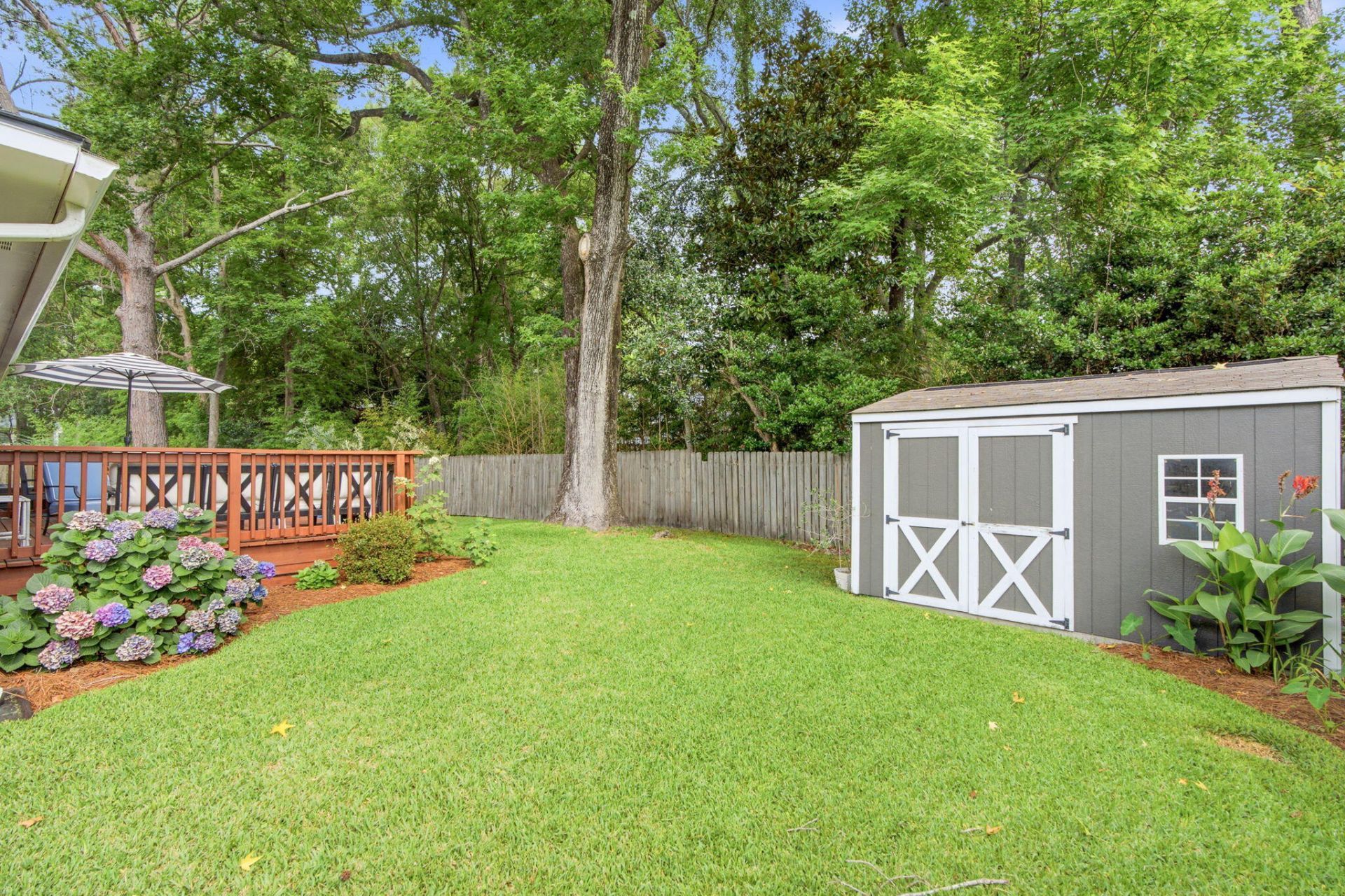 1376 Fairfield Avenue Photo 41
