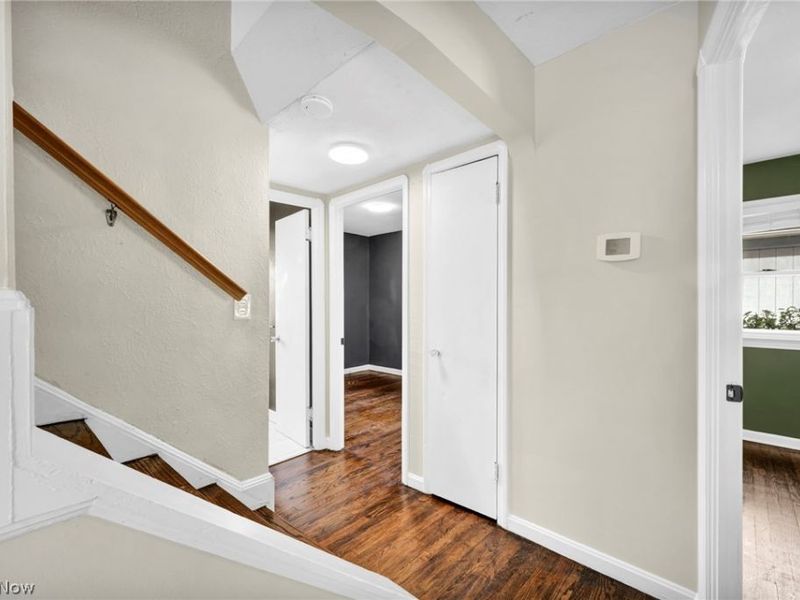 18401 Parkmount Avenue , Cleveland, OH 44135 Photo 10